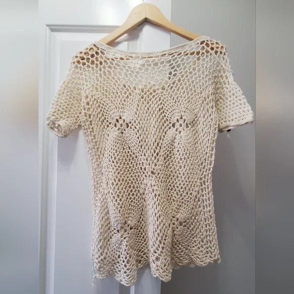 Crochet Top Size Medium - Picture 2 of 3